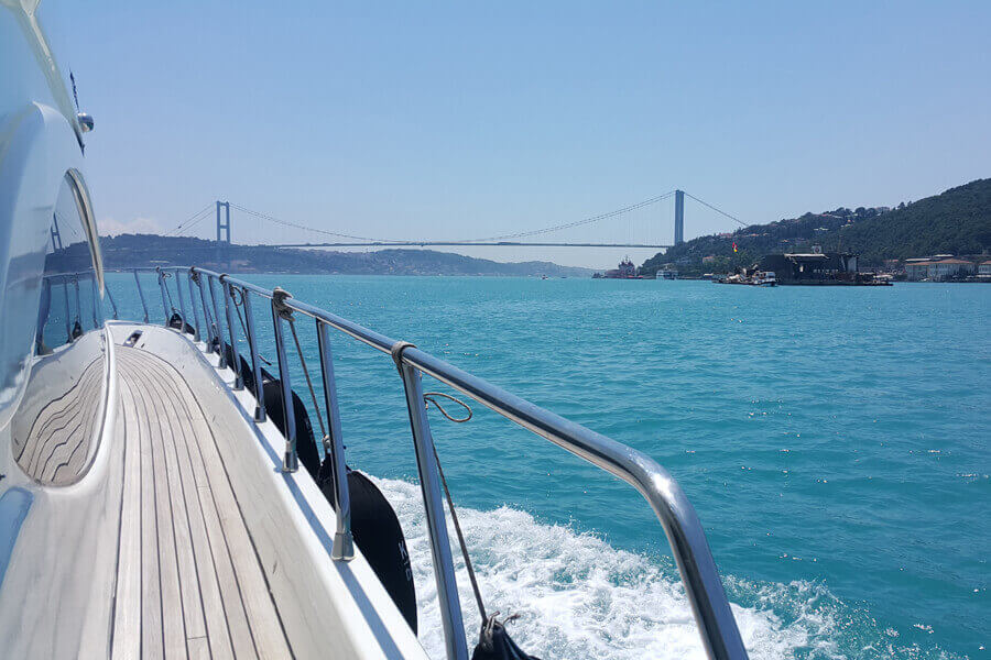Yacht Tour in the Bosphorus