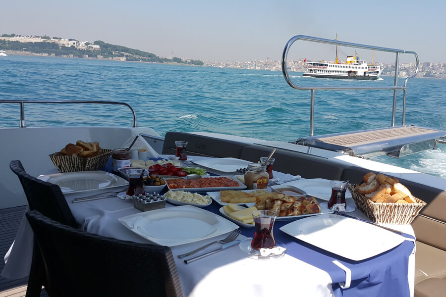 Breakfast on the Yacht